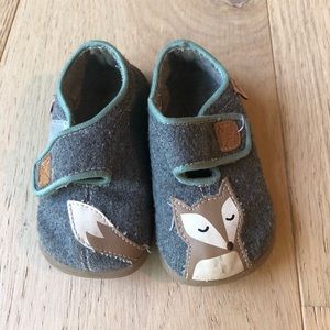 See Kai Run Fox shoes size 5